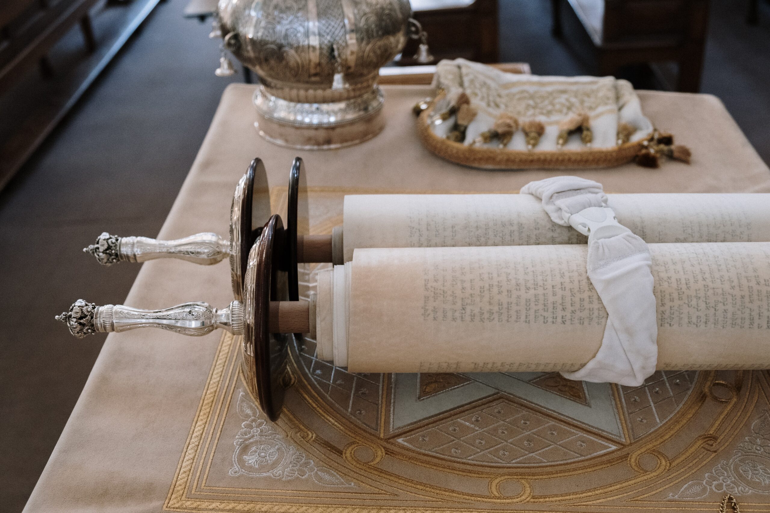 torah on lectern