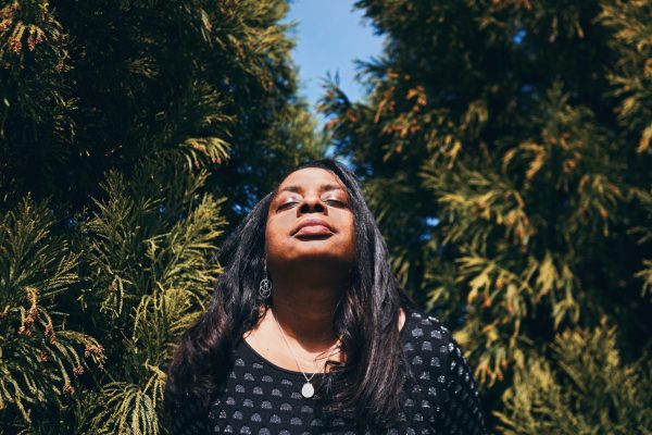 woman looking up with eyes closed